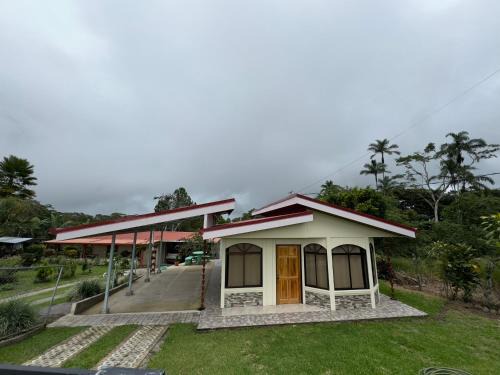 San Vito House | Pet-Friendly Stay at Hospedaje Kukul San Vito Awaits