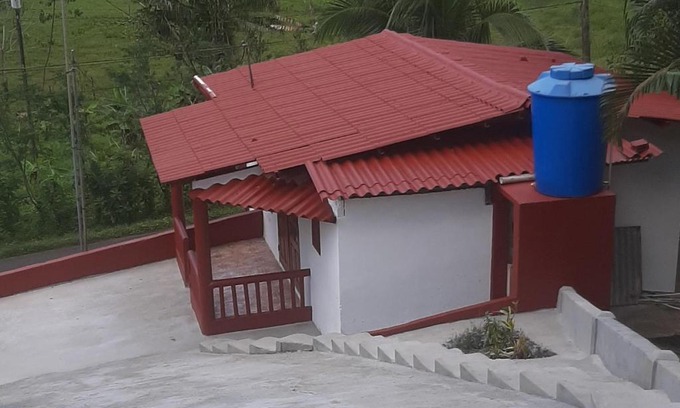 Eastern Panama Ski Chalet | Pet-Friendly Haven with Ocean Views at Hospedaje la Subidita
