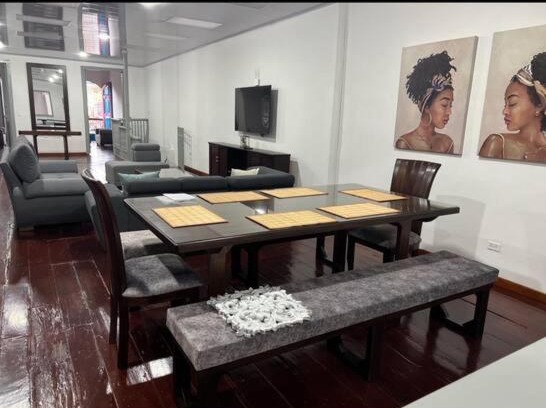 Sevilla House | Discover Comfort at Hospedaje Portal Mágico for Families