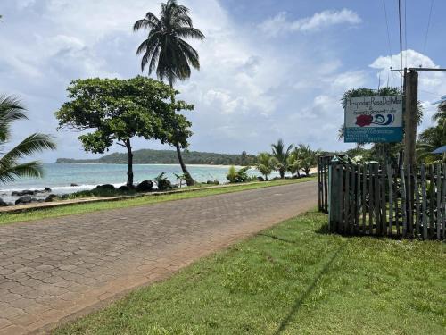 Corn Island Apartment | Guest Favorite: Hospedaje Rosa Del Mar with Ocean Views