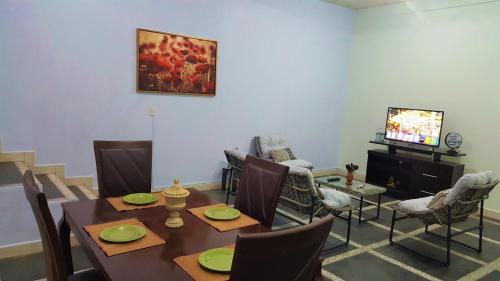 Cardonal Apartment | Unforgettable Stay at Hospedaje Tolantongo with Breakfast