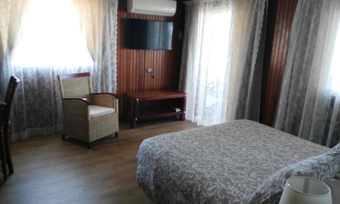 El Rosario Hotel | Budget-Friendly Stay at HOSPEDAJE TU SITIO with Kitchen