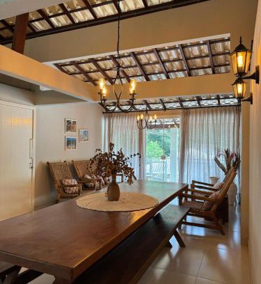 Santa Teresa House | Cozy Hospedaria Aconchego: Family-Friendly Retreat