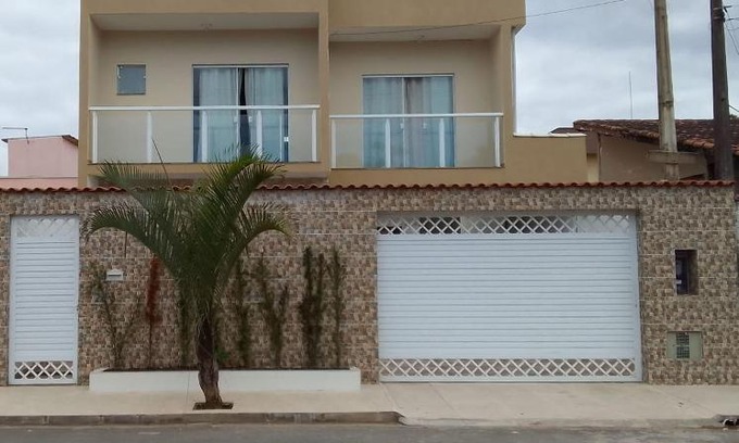 Itanhaem House | Oceanfront Hospedaria Mar&Bela with Pool & Family Amenities