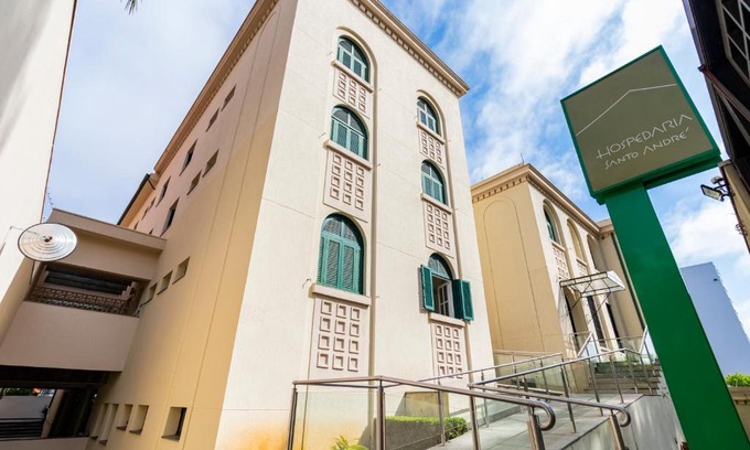 Vila Pompeia Hotel | Discover Hospedaria Santo André - Family-Friendly Retreat