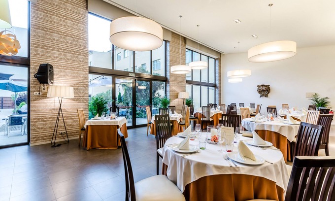 Old Town Hotel | Guest Rated: Hospedería Pax - Relax with Spa & Family-Friendly Amenities
