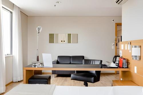 Osasco Apartment | Relax at Flat Osasco Autonomista with Pool & Free Wi-Fi