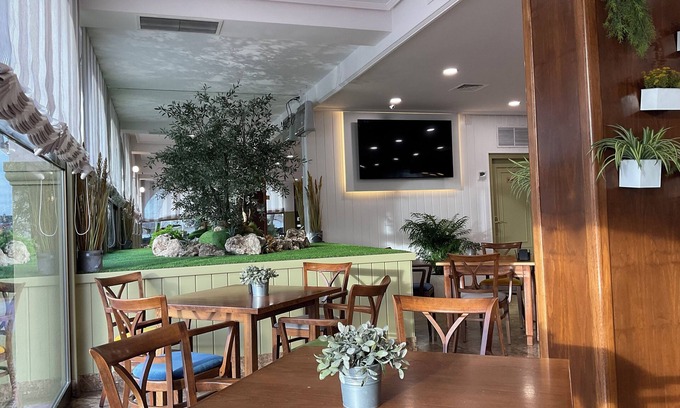 Torrijos Hotel | Discover Hospedium Hotel Castilla: Family-Friendly Retreat