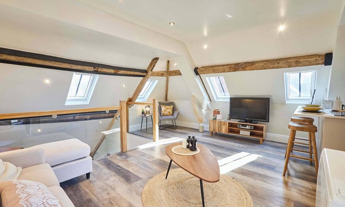 Pontrilas Apartment | Host & Stay | Apartment 6, Vinegar House