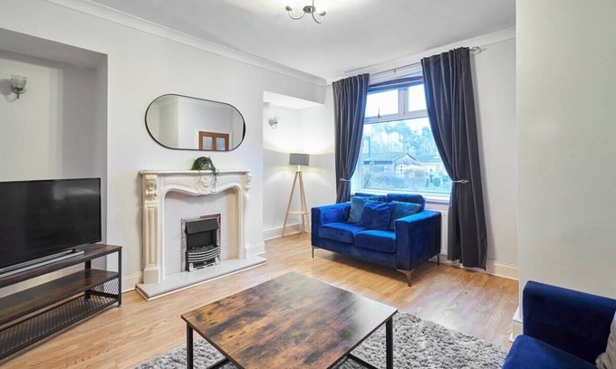 Ryton House | Discover Berry Hill View: Family-Friendly & Pet Welcome