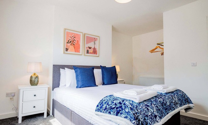 Worcester Apartment | Host & Stay | Bromyard Flat 1