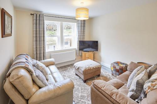 Lofthouse House | Pet-Friendly Retreat at Carlewell Cottage - Rated 8.8/10