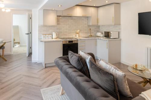 Chapel en le Frith Apartment | Pet-Friendly Retreat at Host & Stay - Eccles Hideaway