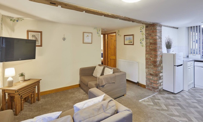 Newton-on-Rawcliffe Apartment | Host & Stay | Owl Sum