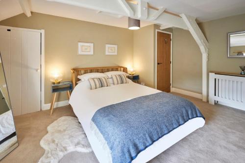 Newbrough House | Discover Family-Friendly Comfort at Host & Stay - North Cottage