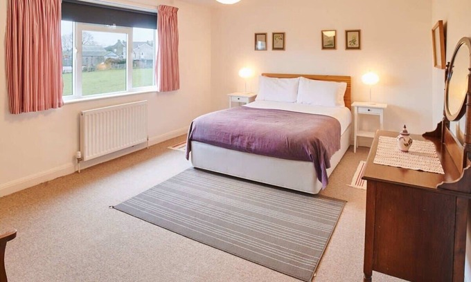 Llanfihangel Tal-y-llyn House | Discover Penrheol Farmhouse: Family-Friendly Getaway