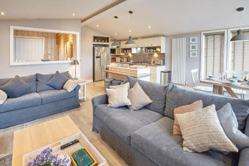 Runswick Bay House | Discover Puffins Rest: 4-Star Family-Friendly Retreat