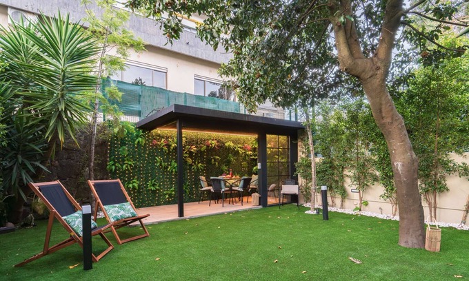 Lordelo do Ouro e Massarelos House | Host Wise - Art & Garden House with Spa and Pet Friendly