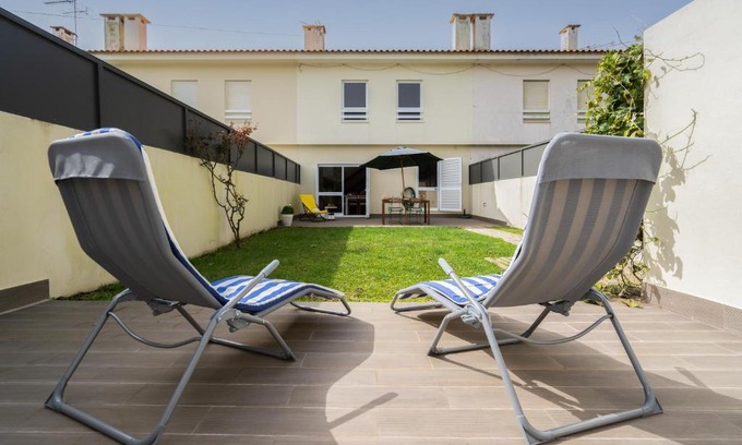 Marinhas Apartment | Modern Beach House Getaway - Esposende, Family Friendly