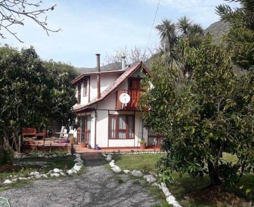 Melocoton House | Guest Rated 9/10 at Hostal Casa Galerna de La Montaña