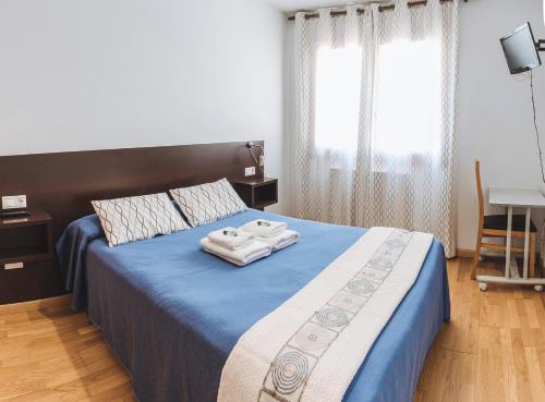 Silleda House | Budget-Friendly Hostal CASASNOVAS with Family Amenities