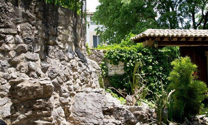 Albanchez de Magina House | Family-Friendly Hostal Caseria San José de Hutar Awaits