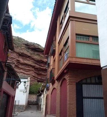 Najera House | Family-Friendly Stay at Hostal Ciudad de Nájera