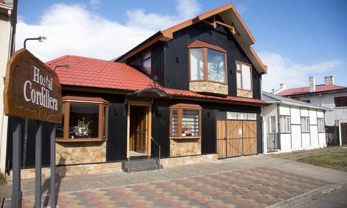 Punta Arenas House | Discover Hostal Cordillera: Family-Friendly & Cozy Stay