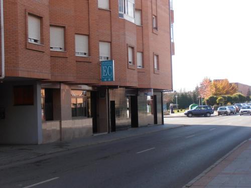 Leon House | Discover Hostal EC León: Guest Rated at 7.3/10