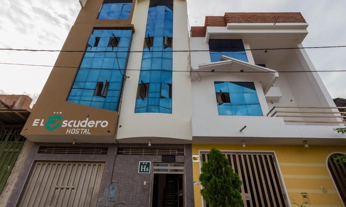 Jaen Hotel | Budget-Friendly Hostal el Escudero with Hot Tub Access