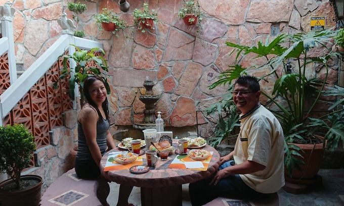Puebla Hotel | Cozy Stay at HOSTAL EL REFUGIO with Spa & Breakfast