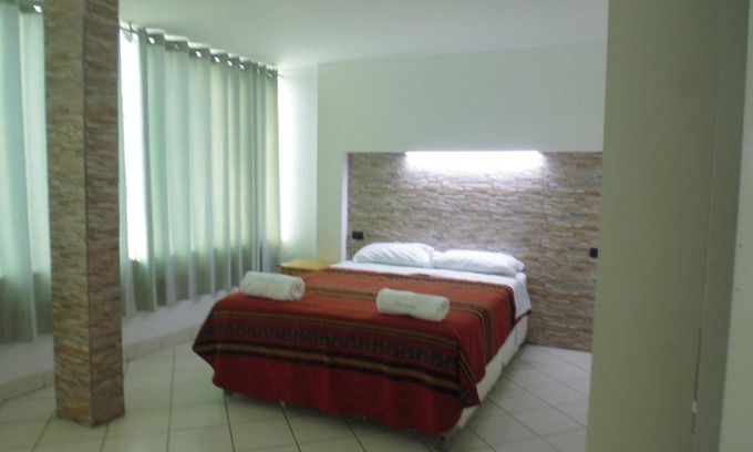 Huacho House | Budget-Friendly Hostal Fatima: Ideal for Families