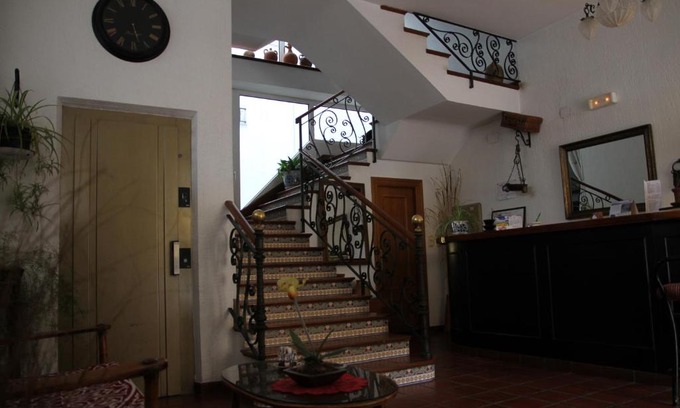 Carbonero el Mayor House | Guest Approved Hostal Goya II: Family-Friendly Stay