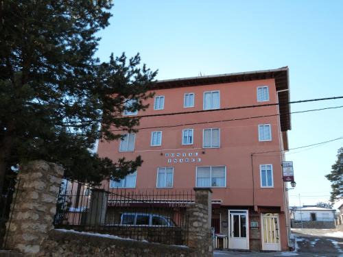 Bronchales House | Budget-Friendly Hostal Isabel with Family Amenities