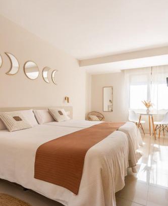 Torrecilla en Cameros House | Pet-Friendly Hostal Lóbrega with Breakfast & High Ratings