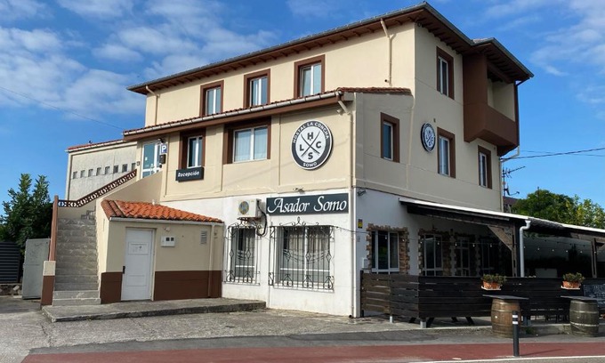 Somo House | Oceanfront Hostal La Concha: Guests Love It at 8.6/10