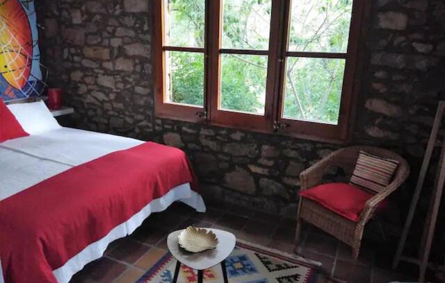 Sant Pau de Seguries House | Pet-Friendly Stay at Hostal La Vall with Great Reviews