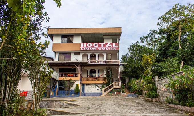 Tena Bed & Breakfast | Pet-Friendly Hostal Limoncocha with Top Guest Ratings