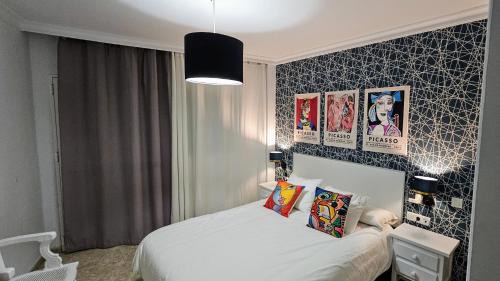 Nerja City Centre Hotel | Budget-Friendly Hostal Luna de Nerja with Family Amenities