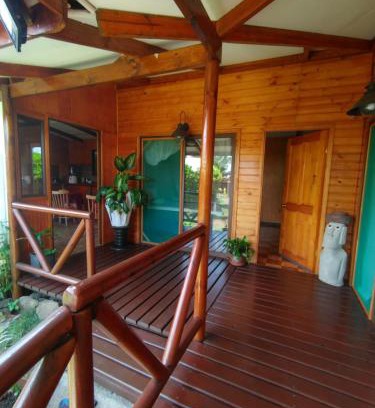 Hanga Roa House | Highly Rated Hostal Makohe Rapa Nui with Family-Friendly Amenities