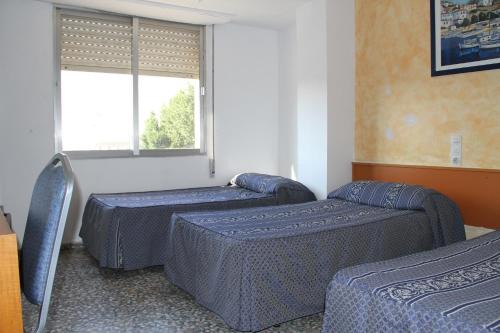 Venecia House | Inviting Hostal Mengual: Family-Friendly Getaway Awaits