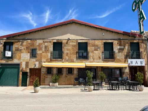 Villarrubio House | Budget-Friendly Stay at Hostal Restaurante Bustos
