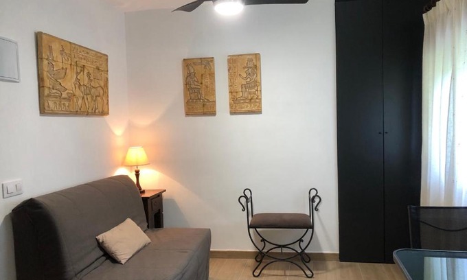 Guisando House | Inviting Hostal-Restaurante Fogón de Gredos with Breakfast