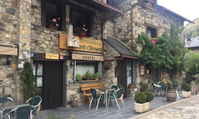 Taull House | Discover Hostal Rural Sant Climent with Family-Friendly Amenities