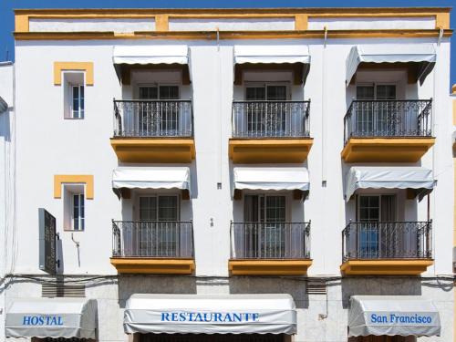 Granja de Torrehermosa House | Budget-Friendly Stay at Hostal San Francisco - Child Friendly