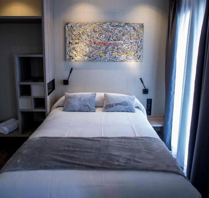 San Roque House | Relax at Hostal Sevilla Santa Justa - Adults Only Retreat