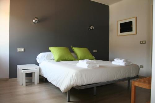 Colera House | Pet Friendly Hostal Totsompops with Oceanfront Views