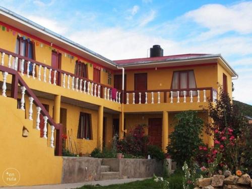 Yumani House | Budget-Friendly Hostal Utama with 9/10 Guest Rating