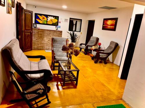 Salento House | Inviting Hostal Villa del Sol with Pool and Hot Tub