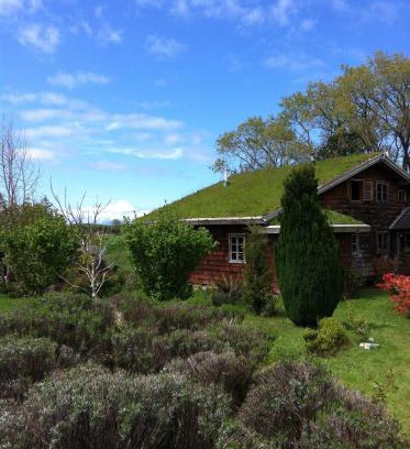 Puerto Octay Bed & Breakfast | Guest Rated: 9.7 at Zapato Amarillo Bed & Breakfast